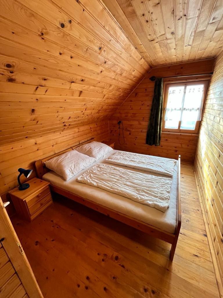 Almos Apartman Balatonfenyves Esterno foto